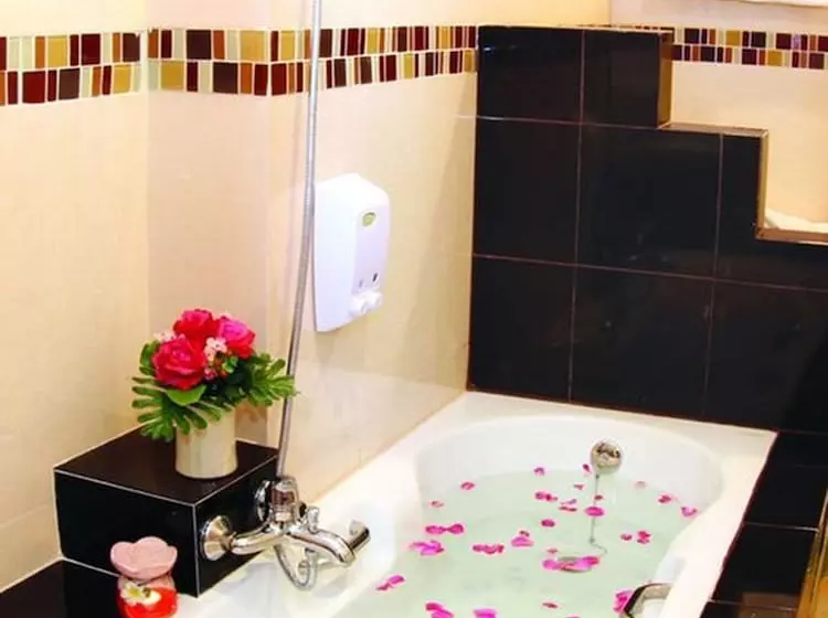 هتل The Great Residence Suvarnabhumi Airport