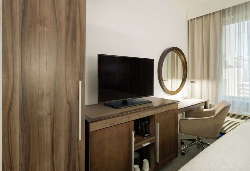 호텔 Hampton Inn Manhattan/times Square South