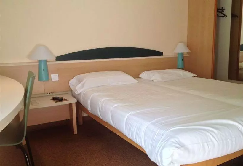 Hotel Du Golf De Savigny Sur Orge