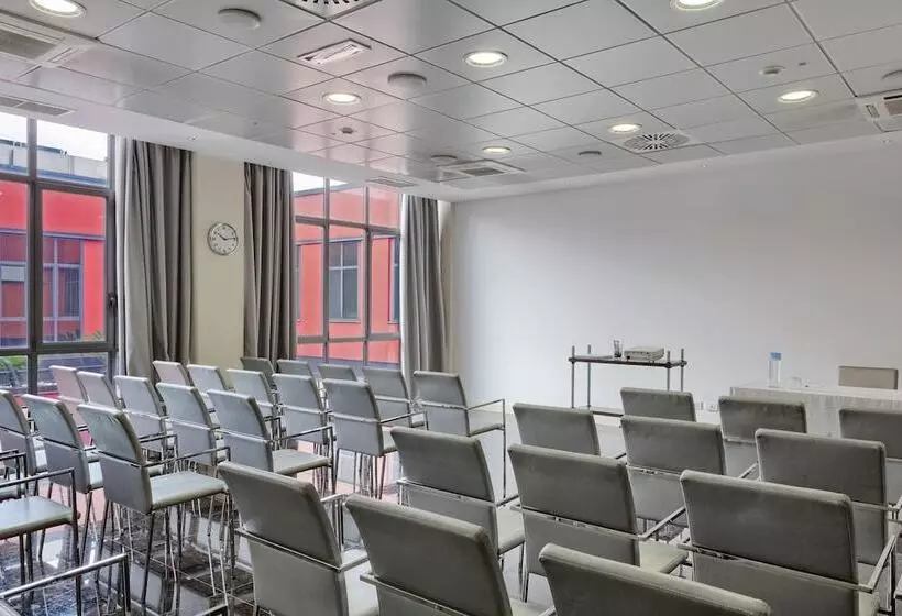 Italiana Hotels Milan Rho Fair