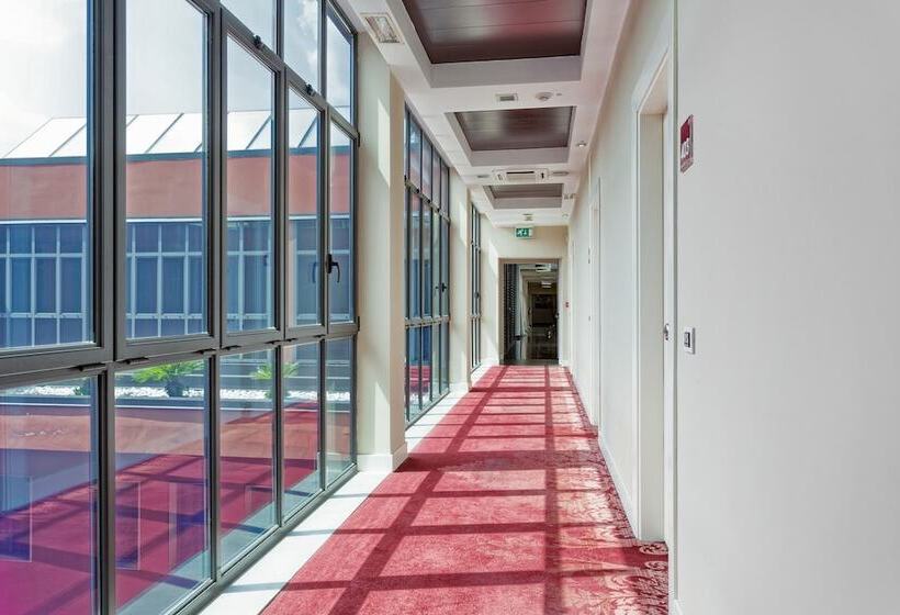 Italiana Hotels Milan Rho Fair