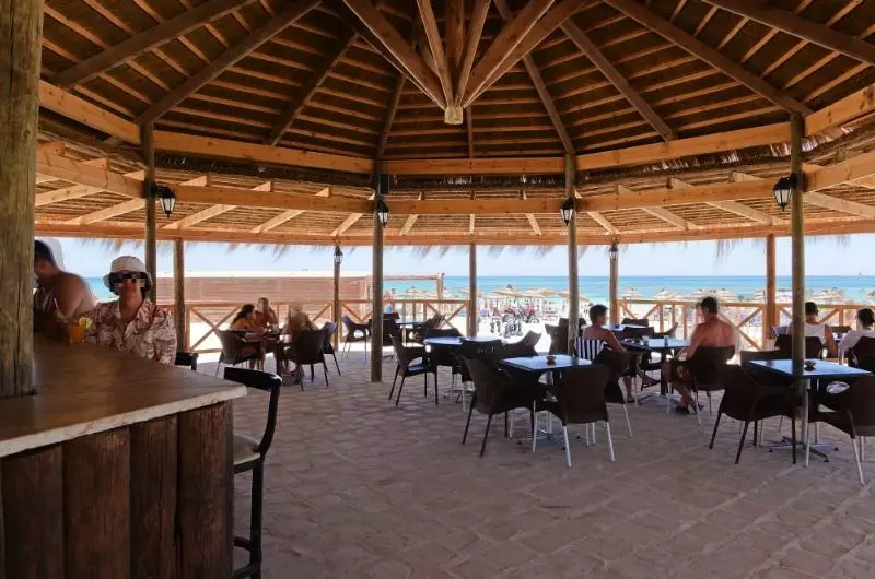 هتل Meninx Djerba