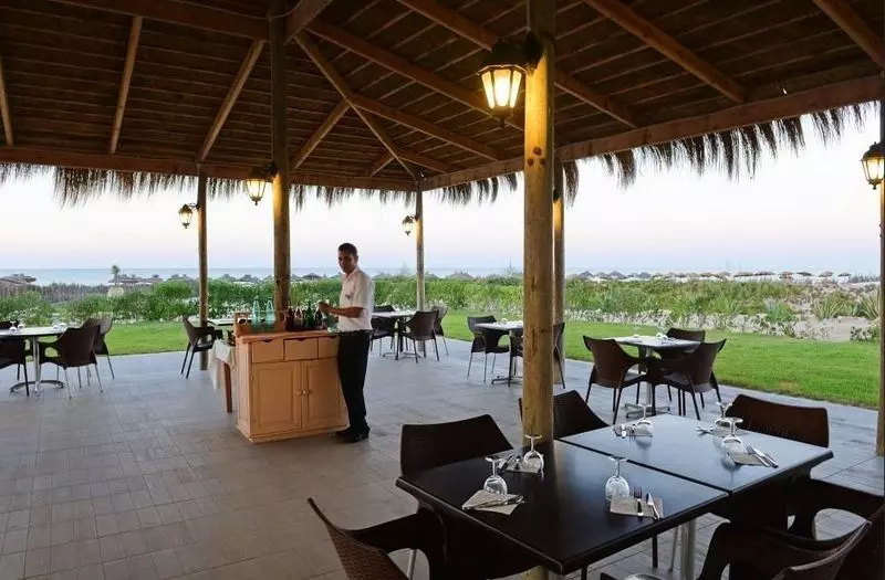 هتل Meninx Djerba