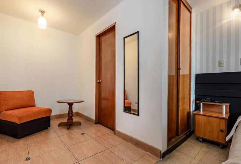 فندق Miraflores Suites Centro