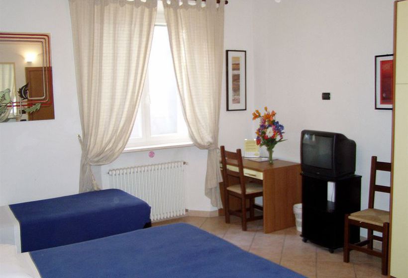 בית מלון כפרי Paradise Airport