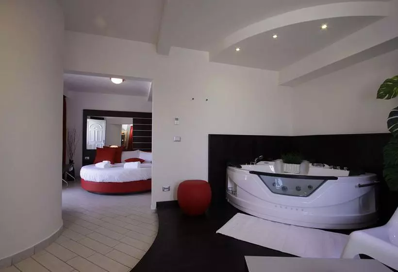 فندق Paradise Airport