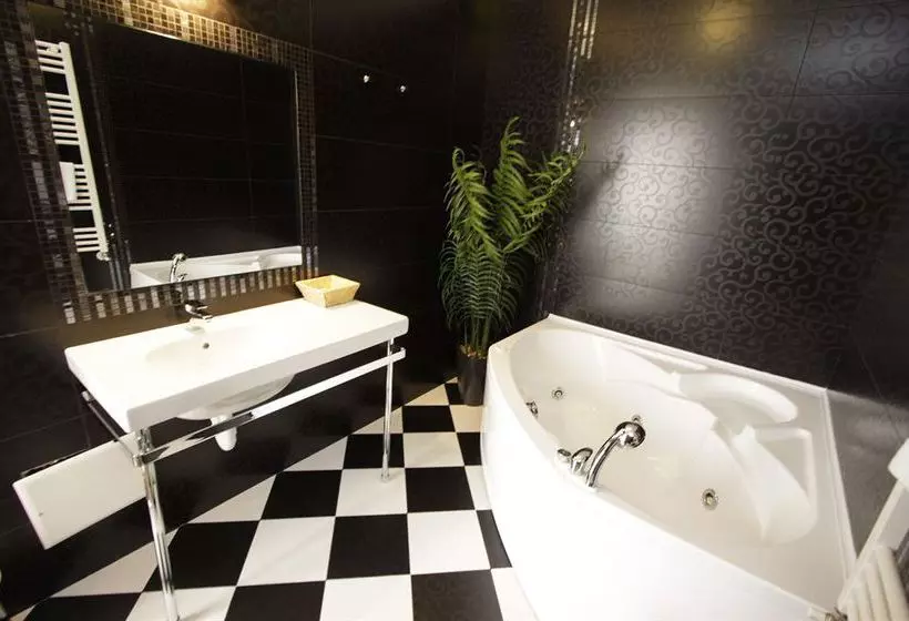 فندق Paradise Airport