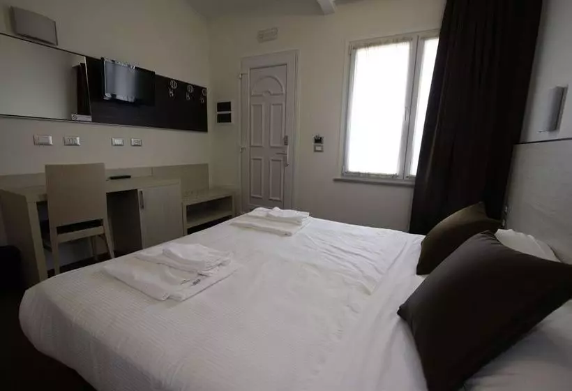 فندق Paradise Airport