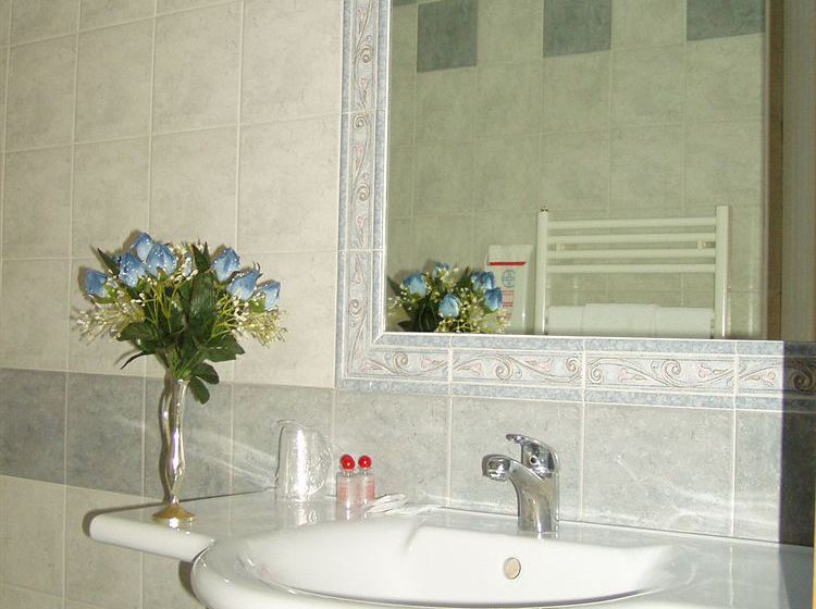 בית מלון כפרי Paradise Airport