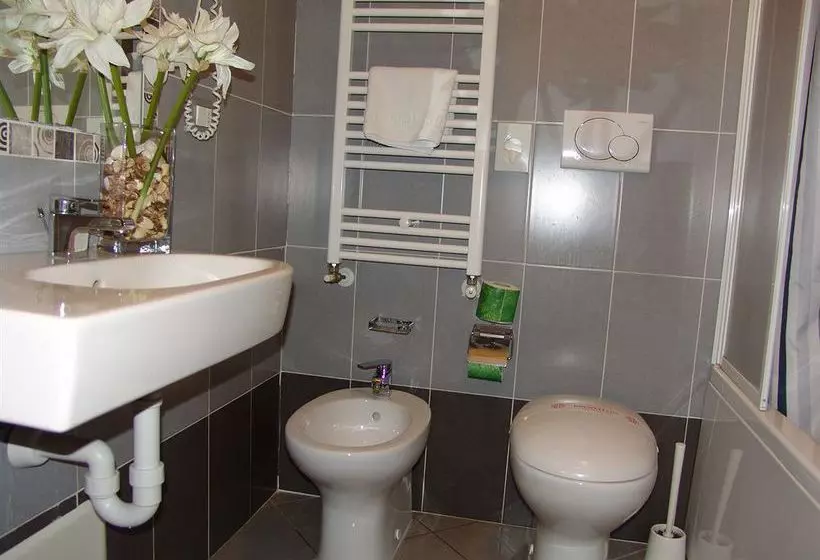 فندق Paradise Airport