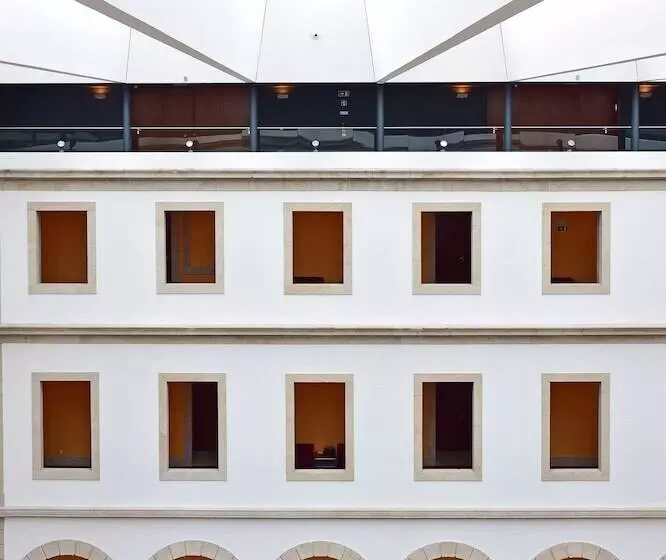 هتل Pousada De Viseu