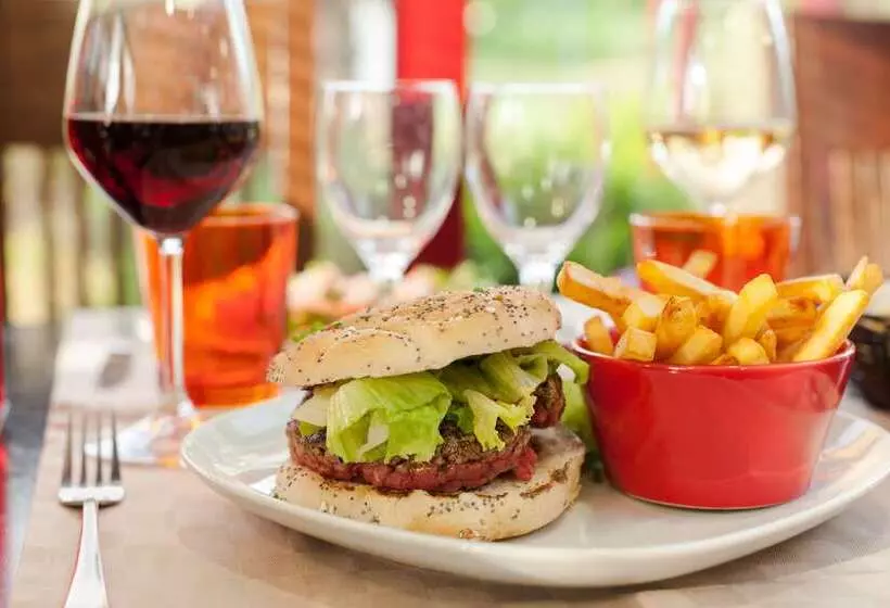 Отель The Originals City, Hôtel éden, Rouen Nord