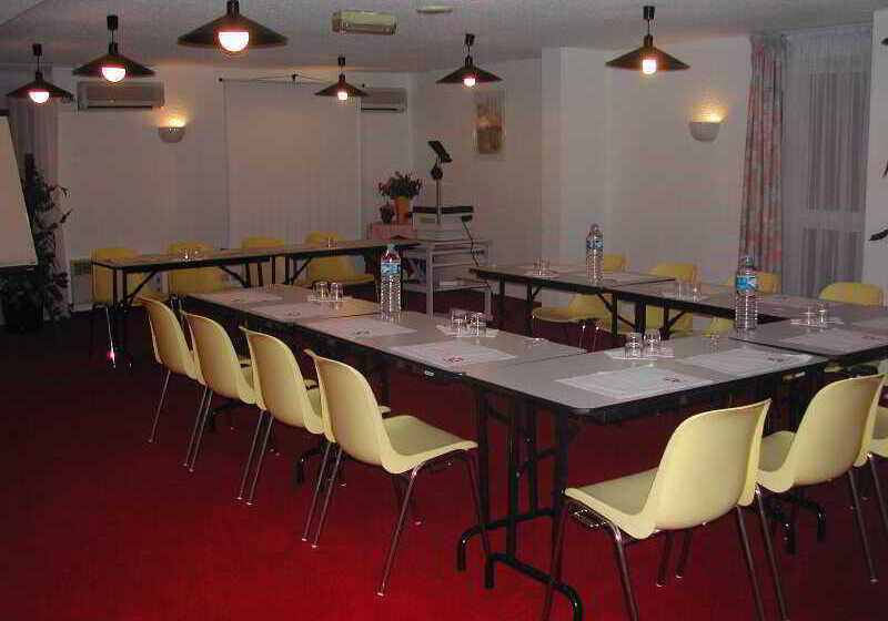 酒店 The Originals City, Hôtel éden, Rouen Nord