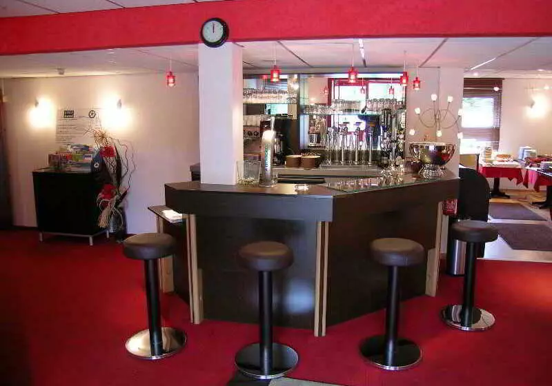 Отель The Originals City, Hôtel éden, Rouen Nord