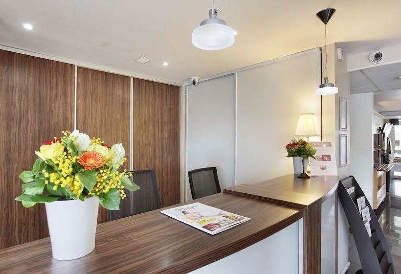 Odalys City Aix En Provence Le Clos De La Chartreuse