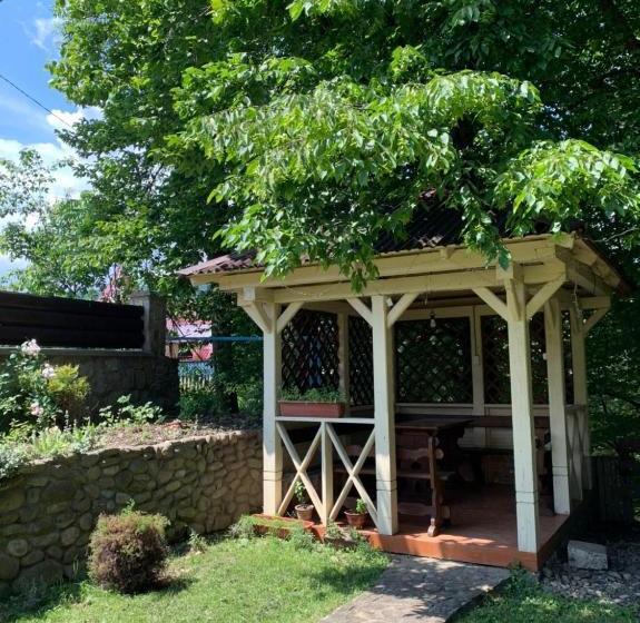 旅馆 вишиванка