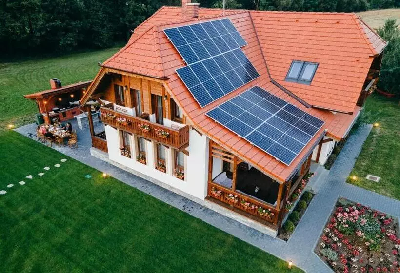 Aamiaismajoitus (B&B) Hygge Praid