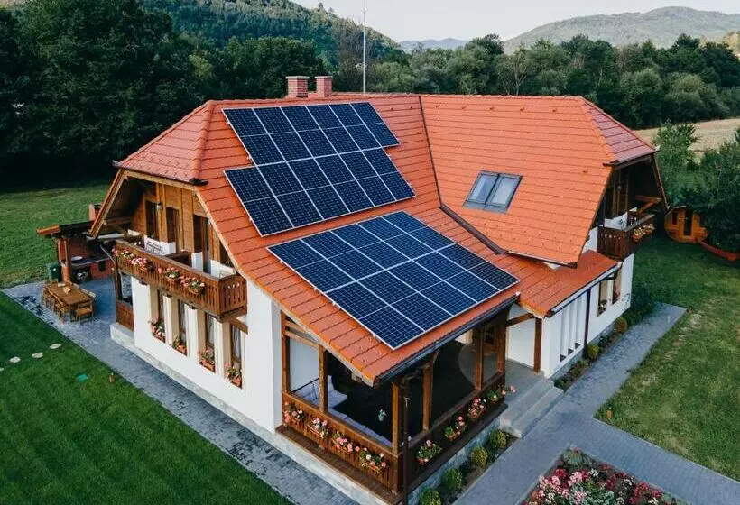 Aamiaismajoitus (B&B) Hygge Praid