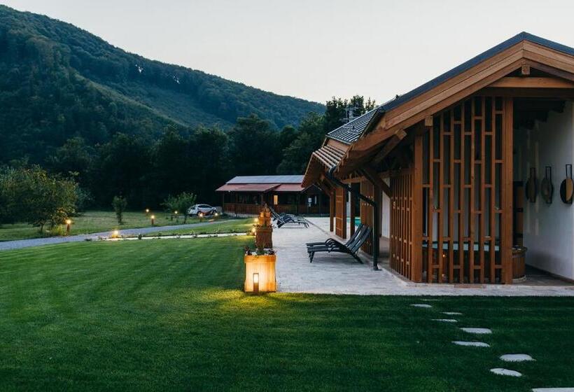 تختخواب و صبحانه Hygge Praid