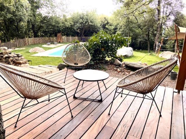 민박 Mas Del Ca Adult Only