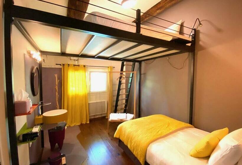 민박 Mas Del Ca Adult Only