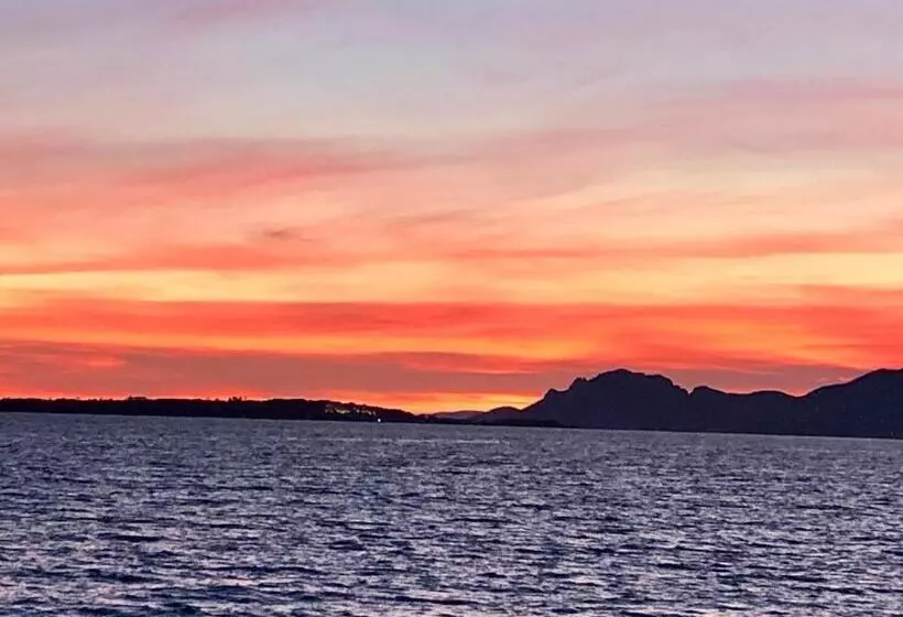 Aamiaismajoitus (B&B) Villa Mathis