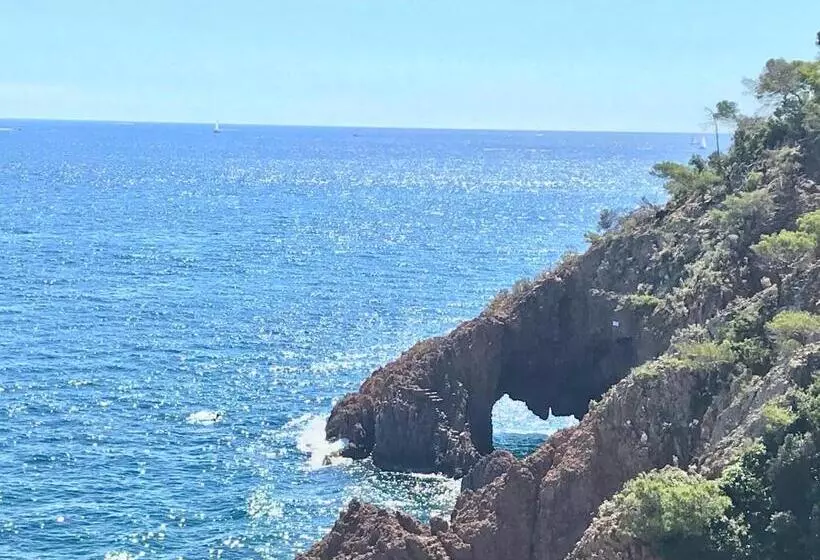 Aamiaismajoitus (B&B) Villa Mathis