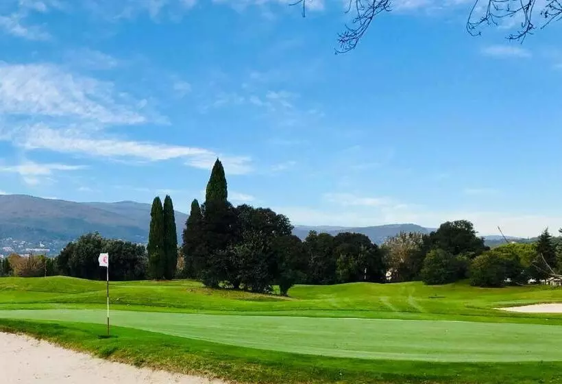 Aamiaismajoitus (B&B) Villa Mathis