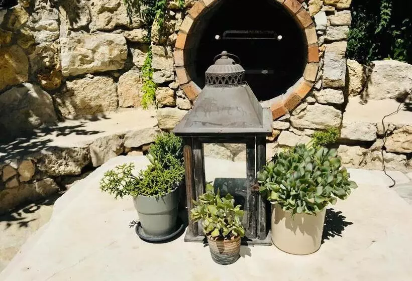 Aamiaismajoitus (B&B) Villa Mathis