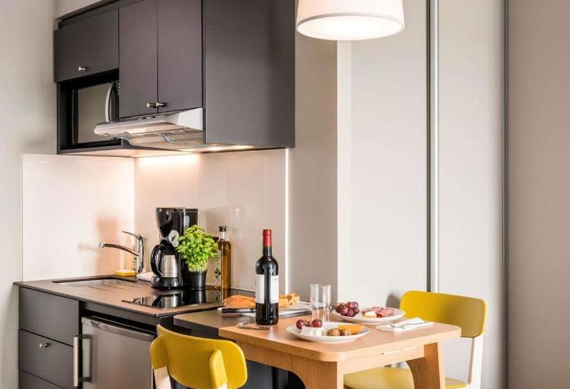 Hotelli Adagio Access Stuttgart Airport Messe