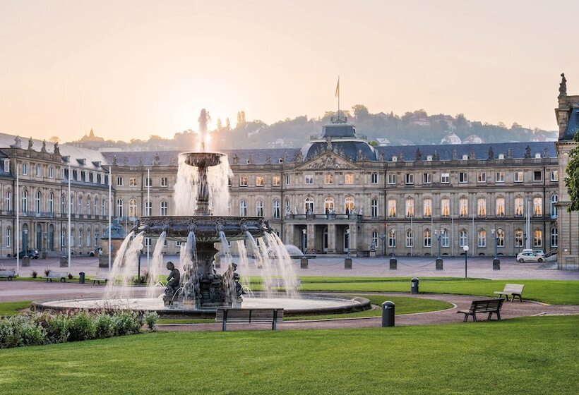 Hotelli Adagio Access Stuttgart Airport Messe
