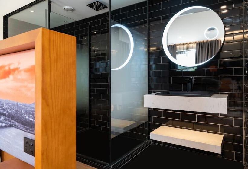 فندق Ohtel Auckland