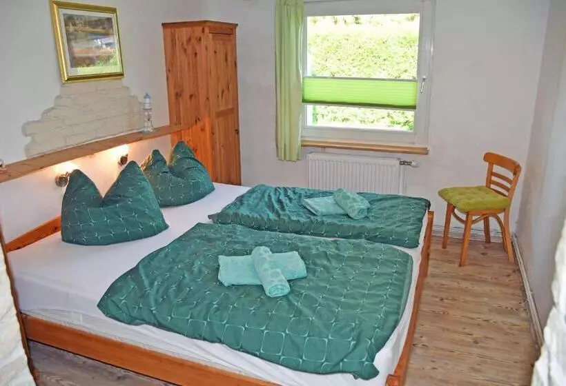 ホテル Pension Im Seebad Breege
