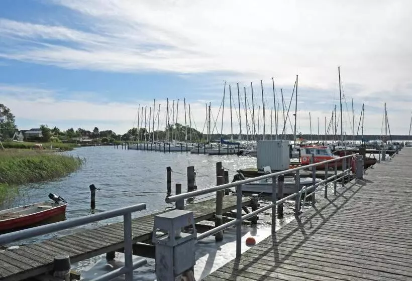 ホテル Pension Im Seebad Breege