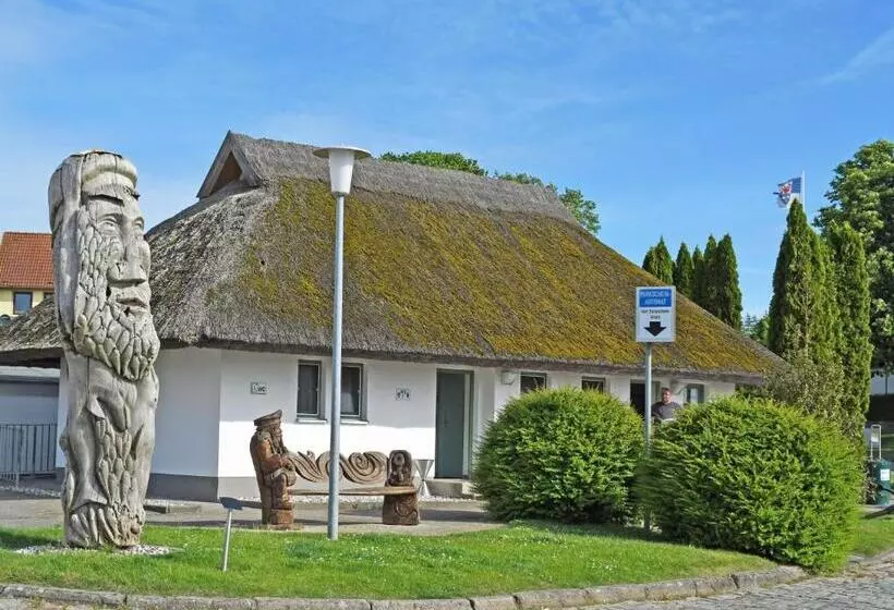 ホテル Pension Im Seebad Breege