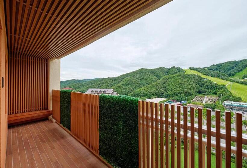 Sono Pet Clubs & Resorts Vivaldi Park