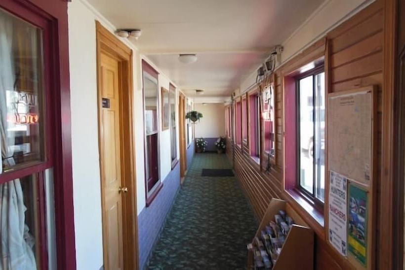 فندق على الطريق Dancing Bears Inn