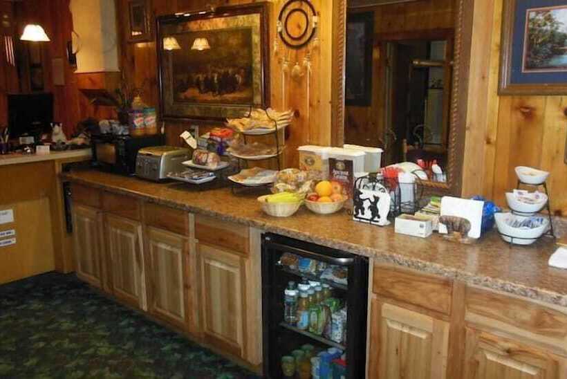 فندق على الطريق Dancing Bears Inn