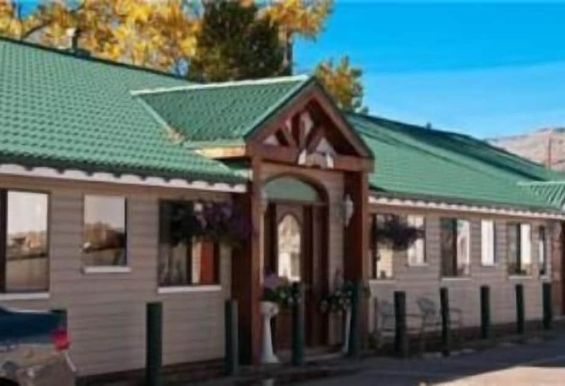 فندق على الطريق Dancing Bears Inn