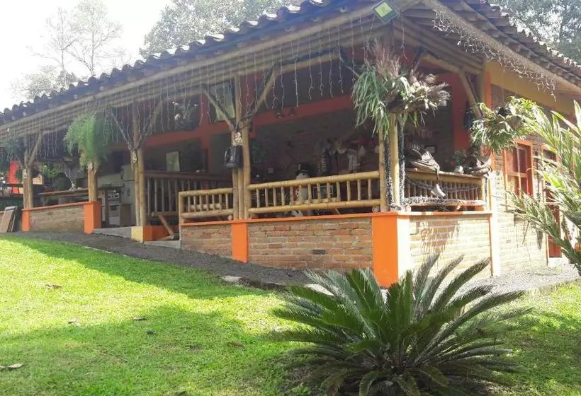ペンション Finca Hotel Cabaña Fercho