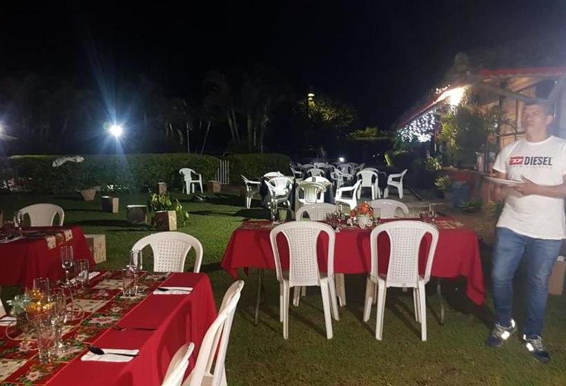 פנסיון Finca Hotel Cabaña Fercho