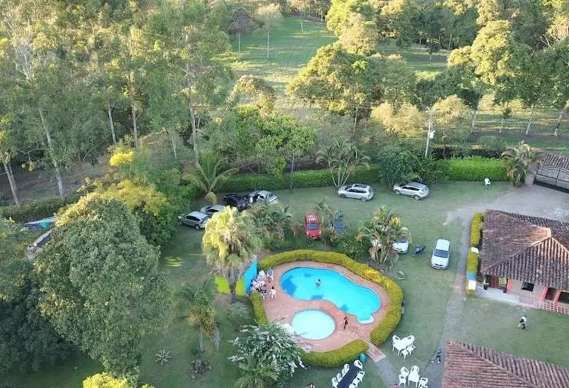 ペンション Finca Hotel Cabaña Fercho