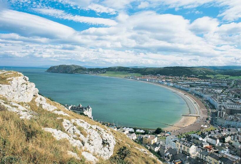 بنسيون No 27 Chapel Street Guest House