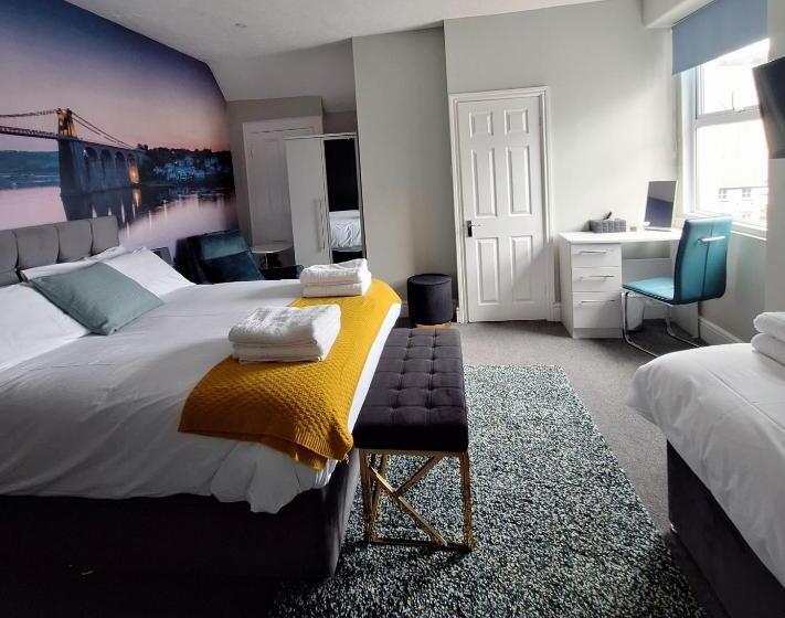 بنسيون No 27 Chapel Street Guest House