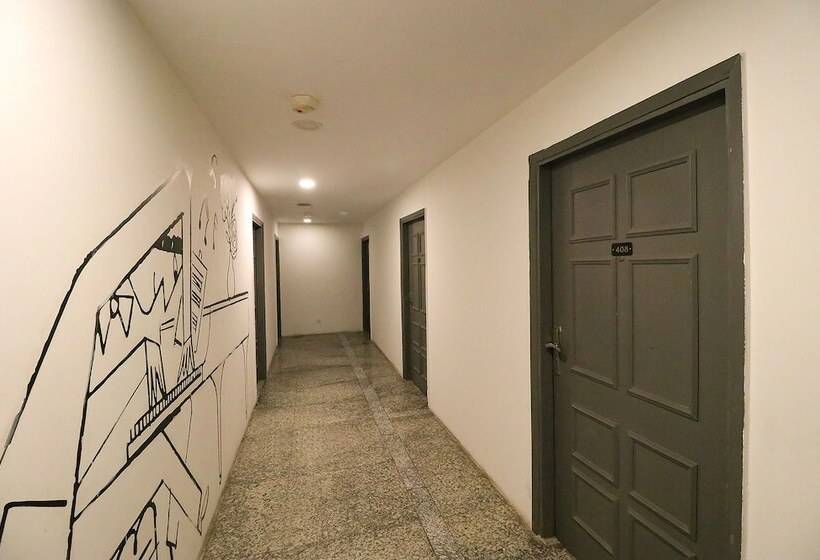 Fabhotel La Serene Punjabi Bagh