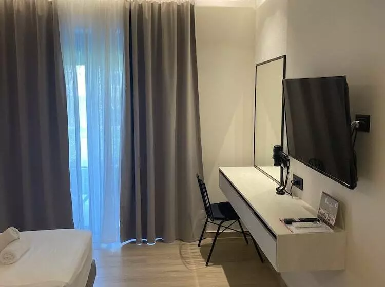 Barbie Hotel Apartments