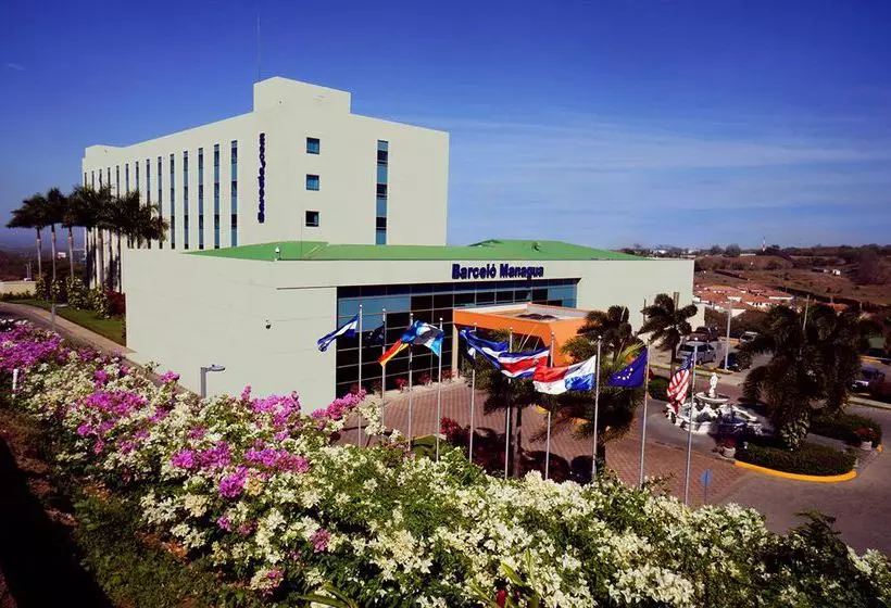 Hotel Doubletree By Hilton Managua