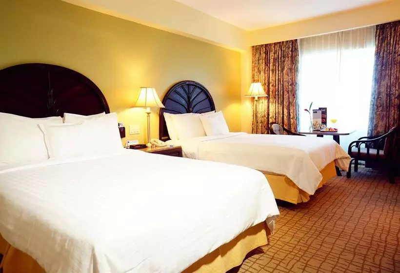 Hotel Doubletree By Hilton Managua