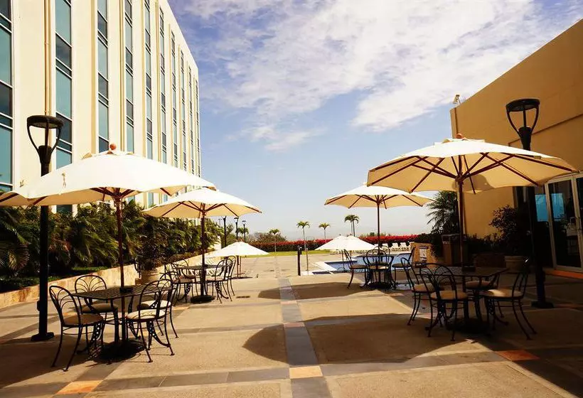 Hotel Doubletree By Hilton Managua