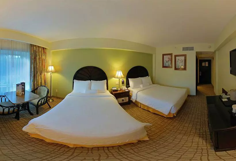 Hotel Doubletree By Hilton Managua